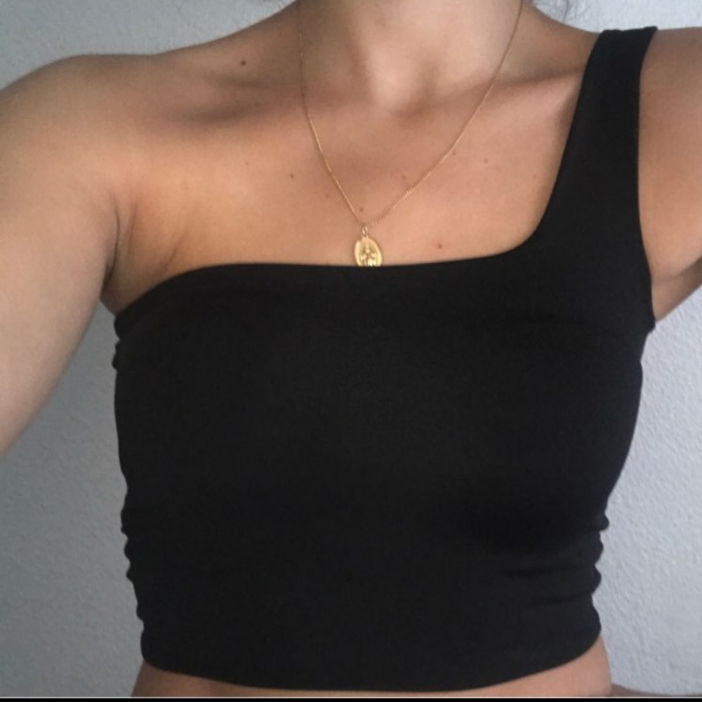 One Shoulder Crop Top